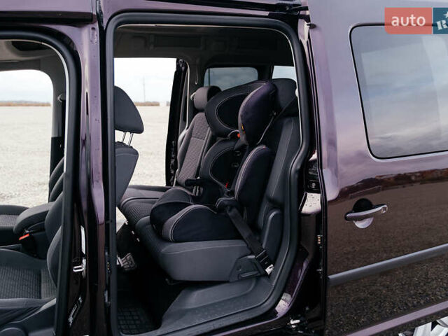 Фиолетовый Фольксваген Кадди, объемом двигателя 1.6 л и пробегом 265 тыс. км за 13500 $, фото 59 на Automoto.ua