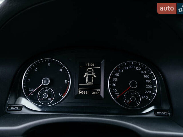 Фиолетовый Фольксваген Кадди, объемом двигателя 1.6 л и пробегом 265 тыс. км за 13500 $, фото 41 на Automoto.ua