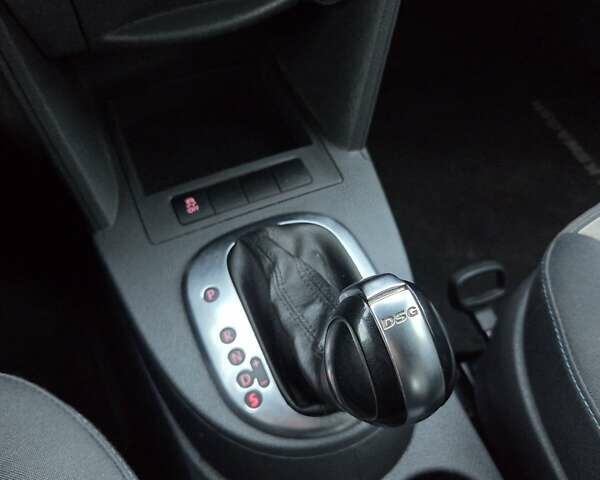 Фиолетовый Фольксваген Кадди, объемом двигателя 1.6 л и пробегом 207 тыс. км за 11300 $, фото 22 на Automoto.ua