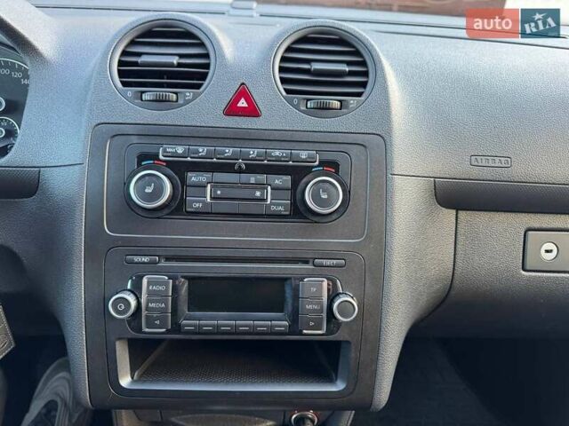 Фиолетовый Фольксваген Кадди, объемом двигателя 1.6 л и пробегом 213 тыс. км за 11500 $, фото 29 на Automoto.ua