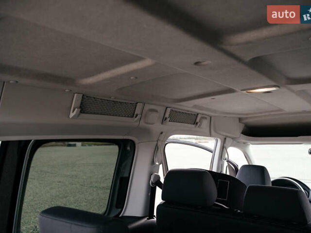 Фиолетовый Фольксваген Кадди, объемом двигателя 1.6 л и пробегом 265 тыс. км за 13500 $, фото 66 на Automoto.ua