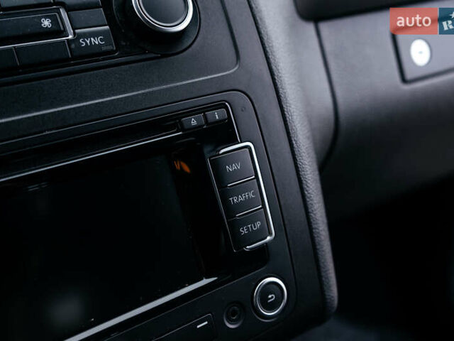 Фиолетовый Фольксваген Кадди, объемом двигателя 1.6 л и пробегом 265 тыс. км за 13500 $, фото 46 на Automoto.ua