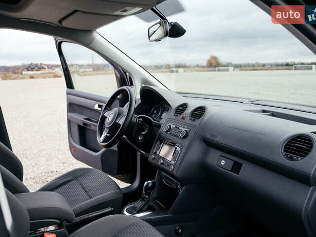 Фиолетовый Фольксваген Кадди, объемом двигателя 1.6 л и пробегом 265 тыс. км за 13500 $, фото 57 на Automoto.ua