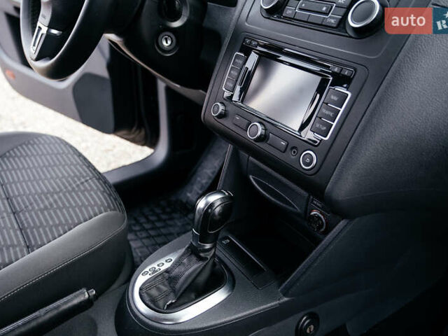 Фиолетовый Фольксваген Кадди, объемом двигателя 1.6 л и пробегом 265 тыс. км за 13500 $, фото 56 на Automoto.ua