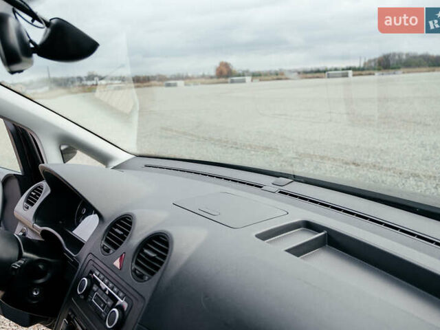 Фиолетовый Фольксваген Кадди, объемом двигателя 1.6 л и пробегом 265 тыс. км за 13500 $, фото 74 на Automoto.ua