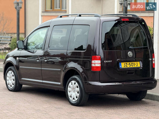 Фиолетовый Фольксваген Кадди, объемом двигателя 1.6 л и пробегом 265 тыс. км за 11499 $, фото 12 на Automoto.ua