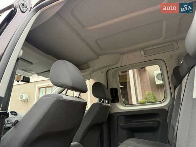 Фиолетовый Фольксваген Кадди, объемом двигателя 1.6 л и пробегом 265 тыс. км за 11499 $, фото 70 на Automoto.ua