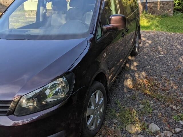 Фиолетовый Фольксваген Кадди, объемом двигателя 1.6 л и пробегом 228 тыс. км за 12200 $, фото 3 на Automoto.ua