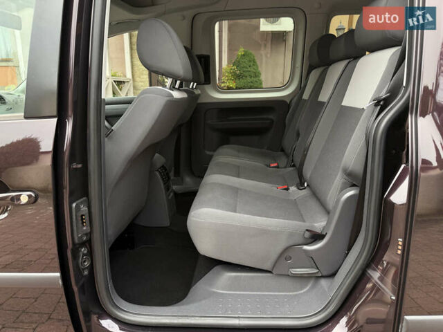 Фиолетовый Фольксваген Кадди, объемом двигателя 1.6 л и пробегом 265 тыс. км за 11499 $, фото 66 на Automoto.ua