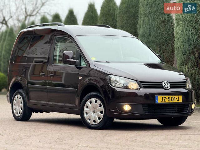 Фиолетовый Фольксваген Кадди, объемом двигателя 1.6 л и пробегом 265 тыс. км за 11499 $, фото 6 на Automoto.ua