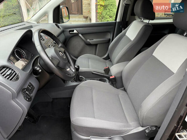 Фиолетовый Фольксваген Кадди, объемом двигателя 1.6 л и пробегом 265 тыс. км за 11499 $, фото 40 на Automoto.ua