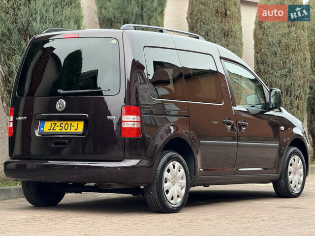 Фиолетовый Фольксваген Кадди, объемом двигателя 1.6 л и пробегом 265 тыс. км за 11499 $, фото 9 на Automoto.ua