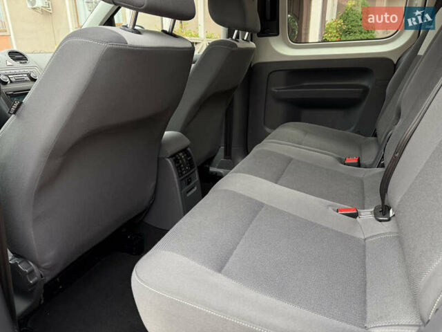 Фиолетовый Фольксваген Кадди, объемом двигателя 1.6 л и пробегом 265 тыс. км за 11499 $, фото 69 на Automoto.ua