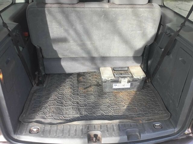 Коричневый Фольксваген Кадди, объемом двигателя 1.6 л и пробегом 225 тыс. км за 13000 $, фото 14 на Automoto.ua