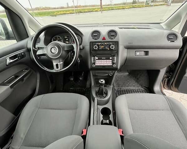 Коричневый Фольксваген Кадди, объемом двигателя 1.6 л и пробегом 271 тыс. км за 7950 $, фото 20 на Automoto.ua