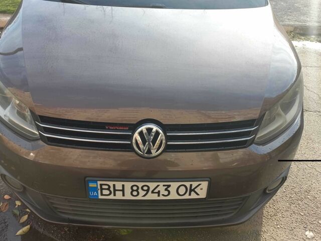 Коричневый Фольксваген Кадди, объемом двигателя 1.6 л и пробегом 225 тыс. км за 13000 $, фото 2 на Automoto.ua