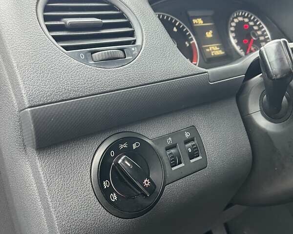 Коричневый Фольксваген Кадди, объемом двигателя 1.6 л и пробегом 271 тыс. км за 7950 $, фото 27 на Automoto.ua