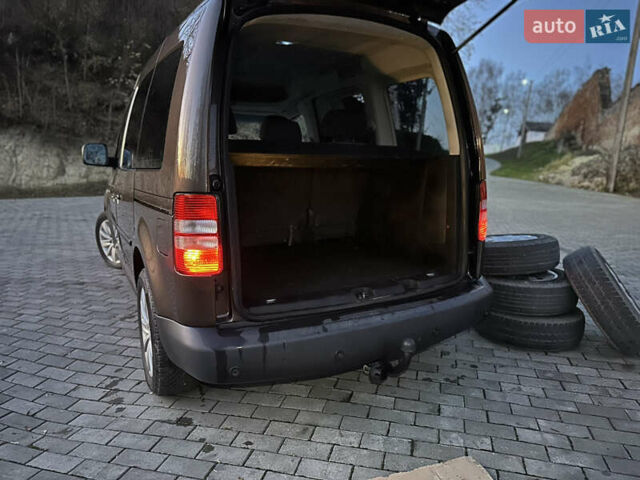 Коричневый Фольксваген Кадди, объемом двигателя 1.6 л и пробегом 272 тыс. км за 10500 $, фото 37 на Automoto.ua