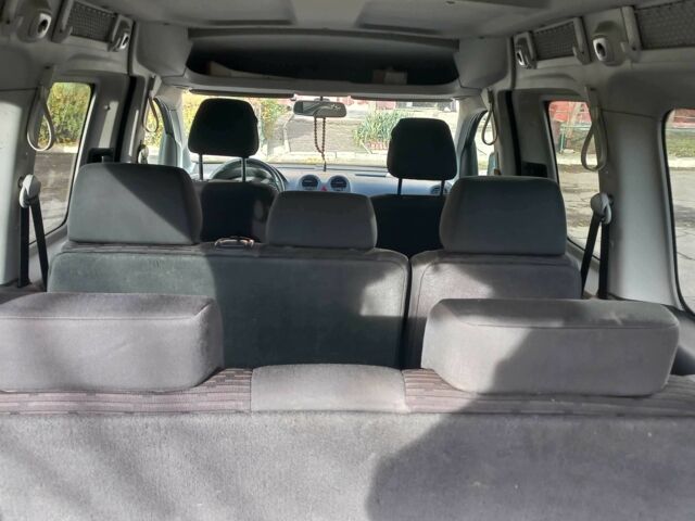 Коричневый Фольксваген Кадди, объемом двигателя 1.6 л и пробегом 225 тыс. км за 13000 $, фото 13 на Automoto.ua