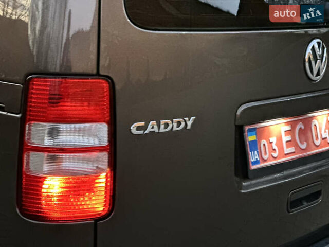 Коричневый Фольксваген Кадди, объемом двигателя 1.6 л и пробегом 272 тыс. км за 10500 $, фото 15 на Automoto.ua
