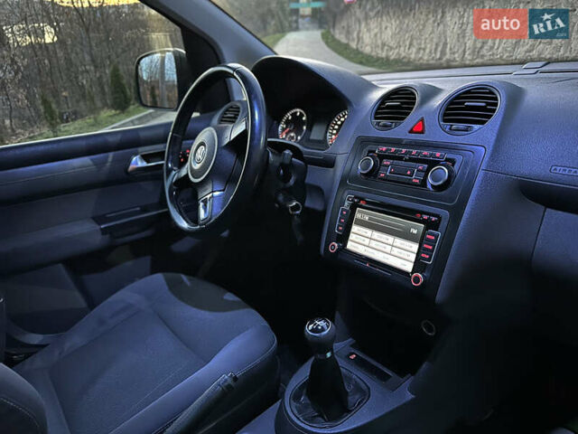 Коричневый Фольксваген Кадди, объемом двигателя 1.6 л и пробегом 272 тыс. км за 10500 $, фото 34 на Automoto.ua