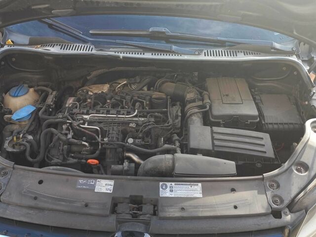 Коричневый Фольксваген Кадди, объемом двигателя 1.6 л и пробегом 225 тыс. км за 13000 $, фото 16 на Automoto.ua