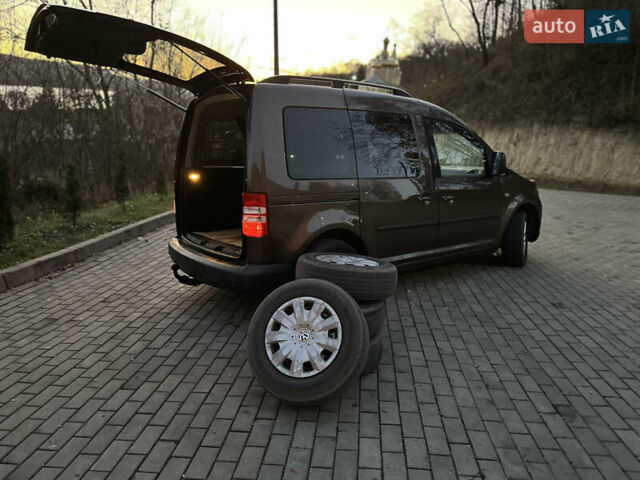 Коричневый Фольксваген Кадди, объемом двигателя 1.6 л и пробегом 272 тыс. км за 10500 $, фото 35 на Automoto.ua
