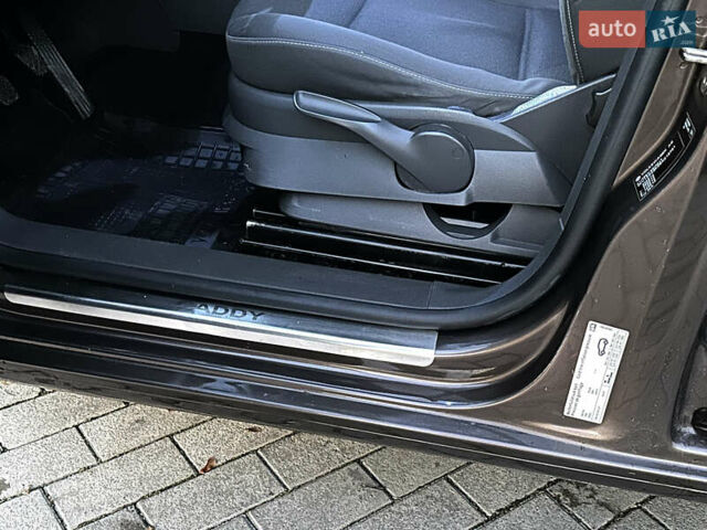 Коричневый Фольксваген Кадди, объемом двигателя 1.6 л и пробегом 272 тыс. км за 10500 $, фото 23 на Automoto.ua