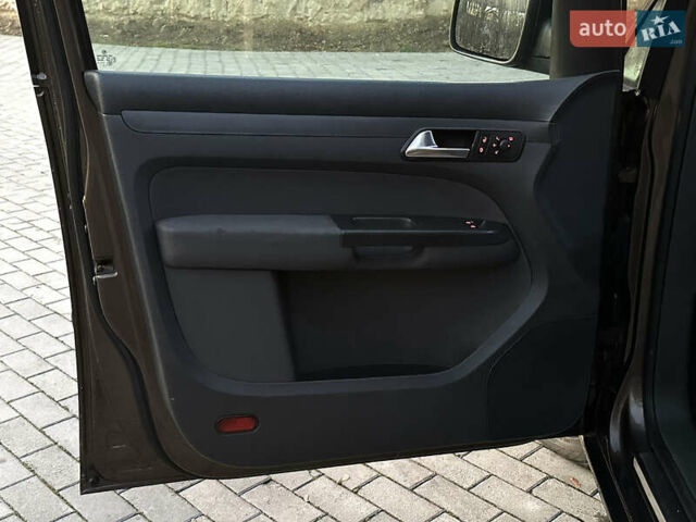 Коричневый Фольксваген Кадди, объемом двигателя 1.6 л и пробегом 272 тыс. км за 10500 $, фото 28 на Automoto.ua