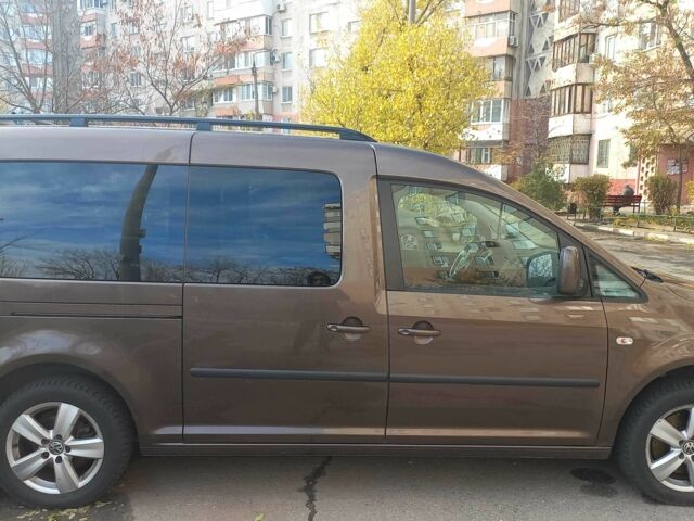 Коричневый Фольксваген Кадди, объемом двигателя 1.6 л и пробегом 225 тыс. км за 13000 $, фото 4 на Automoto.ua