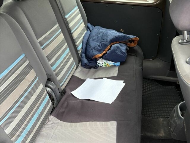 Коричневий Фольксваген Кадді, об'ємом двигуна 1.2 л та пробігом 317 тис. км за 6500 $, фото 7 на Automoto.ua