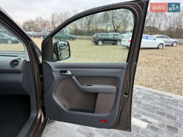 Коричневый Фольксваген Кадди, объемом двигателя 1.2 л и пробегом 155 тыс. км за 8999 $, фото 26 на Automoto.ua