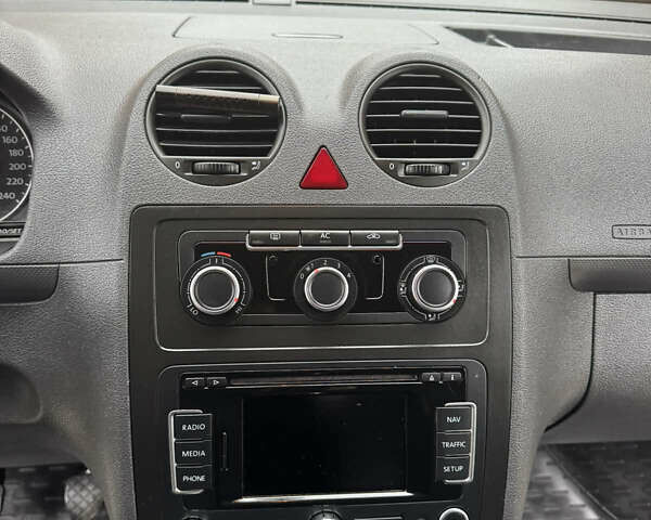 Коричневый Фольксваген Кадди, объемом двигателя 1.6 л и пробегом 231 тыс. км за 10200 $, фото 23 на Automoto.ua