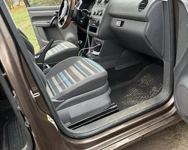 Коричневий Фольксваген Кадді, об'ємом двигуна 1.2 л та пробігом 317 тис. км за 6500 $, фото 8 на Automoto.ua