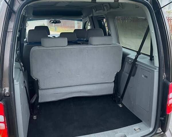 Коричневий Фольксваген Кадді, об'ємом двигуна 1.97 л та пробігом 200 тис. км за 11111 $, фото 16 на Automoto.ua