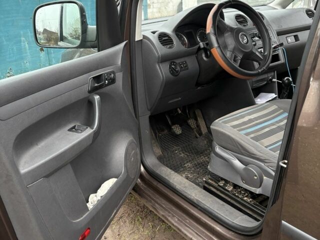 Коричневий Фольксваген Кадді, об'ємом двигуна 1.2 л та пробігом 317 тис. км за 6500 $, фото 11 на Automoto.ua