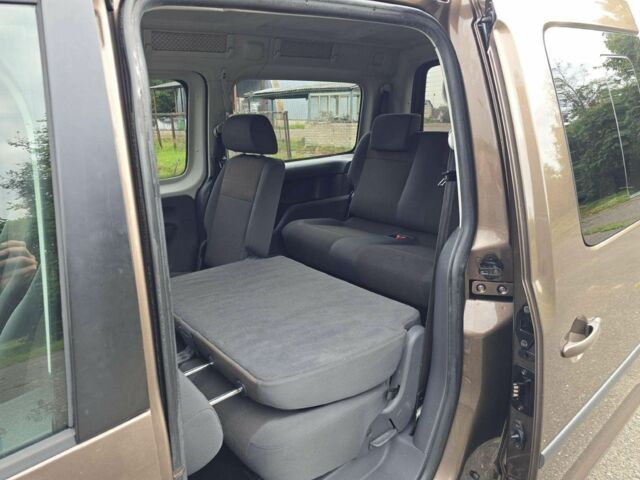 Коричневий Фольксваген Кадді, об'ємом двигуна 1.6 л та пробігом 261 тис. км за 7500 $, фото 9 на Automoto.ua