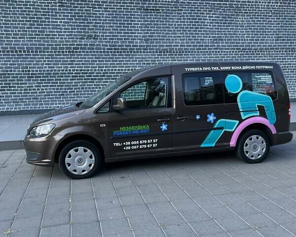 Коричневий Фольксваген Кадді, об'ємом двигуна 1.6 л та пробігом 216 тис. км за 9000 $, фото 1 на Automoto.ua