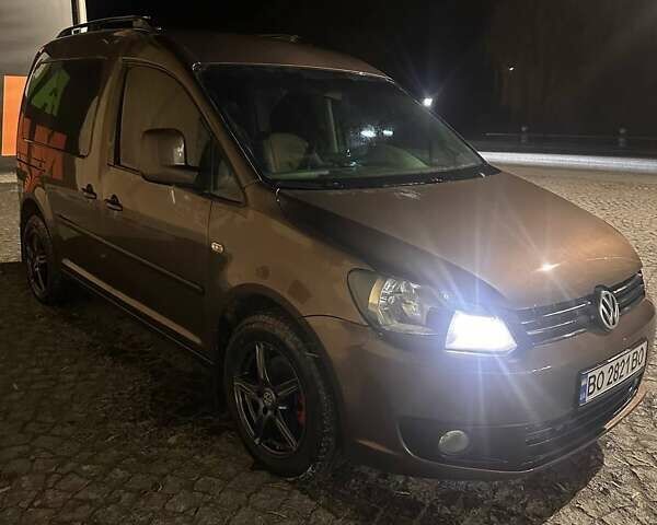 Коричневый Фольксваген Кадди, объемом двигателя 1.6 л и пробегом 240 тыс. км за 12000 $, фото 6 на Automoto.ua