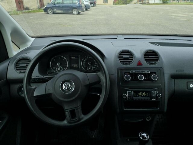 Коричневий Фольксваген Кадді, об'ємом двигуна 1.6 л та пробігом 261 тис. км за 7500 $, фото 12 на Automoto.ua