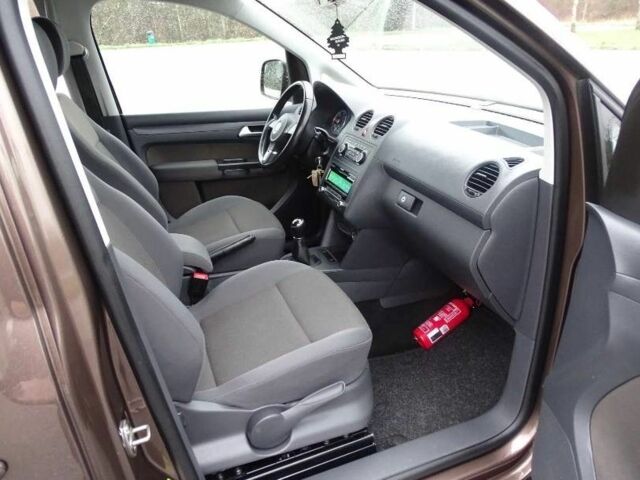 Коричневый Фольксваген Кадди, объемом двигателя 1.6 л и пробегом 250 тыс. км за 6390 $, фото 17 на Automoto.ua