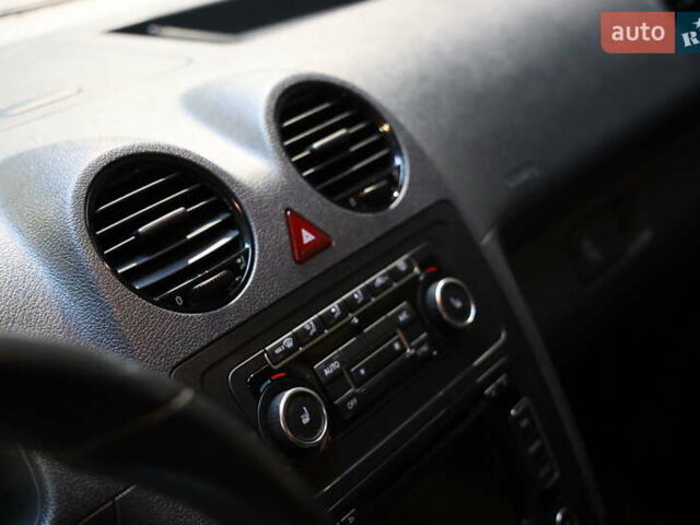 Коричневий Фольксваген Кадді, об'ємом двигуна 1.6 л та пробігом 220 тис. км за 12600 $, фото 21 на Automoto.ua