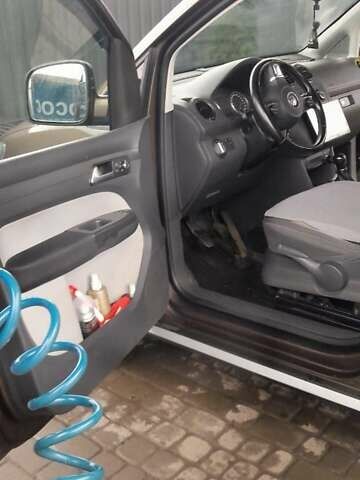 Коричневый Фольксваген Кадди, объемом двигателя 1.6 л и пробегом 269 тыс. км за 12900 $, фото 10 на Automoto.ua