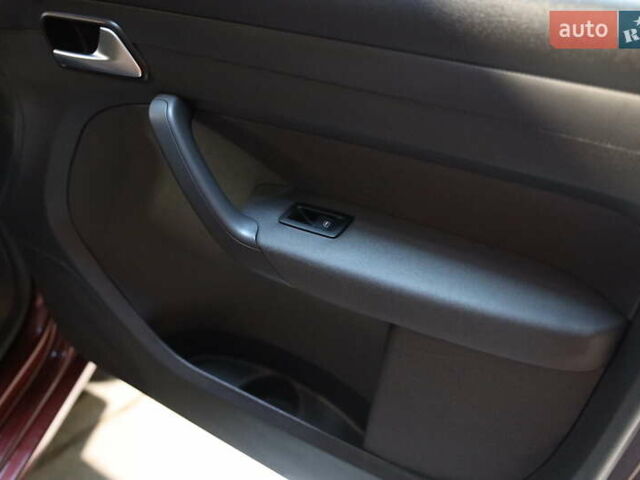 Коричневий Фольксваген Кадді, об'ємом двигуна 1.6 л та пробігом 220 тис. км за 12600 $, фото 31 на Automoto.ua