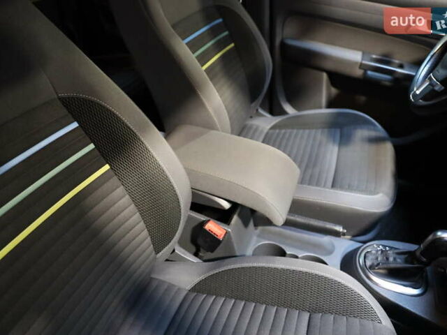 Коричневий Фольксваген Кадді, об'ємом двигуна 1.6 л та пробігом 220 тис. км за 12600 $, фото 33 на Automoto.ua