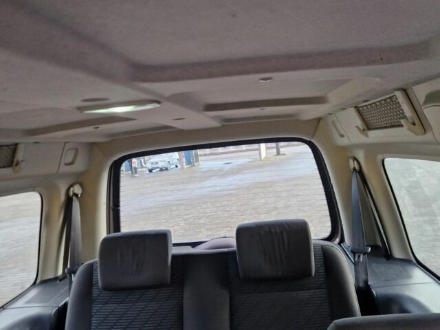 Коричневий Фольксваген Кадді, об'ємом двигуна 2 л та пробігом 287 тис. км за 12500 $, фото 4 на Automoto.ua