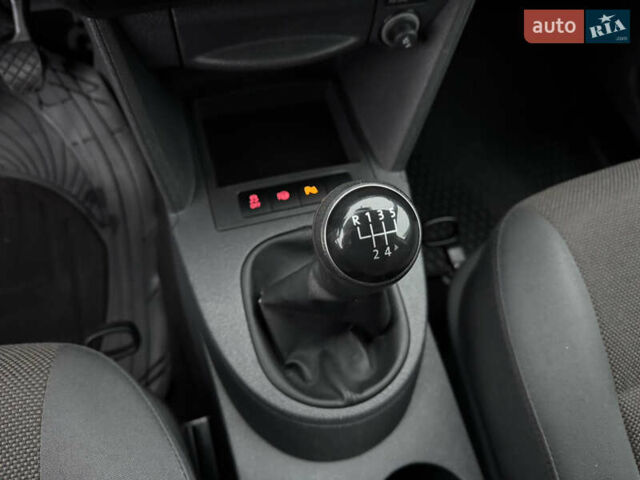 Коричневый Фольксваген Кадди, объемом двигателя 1.6 л и пробегом 211 тыс. км за 13299 $, фото 37 на Automoto.ua