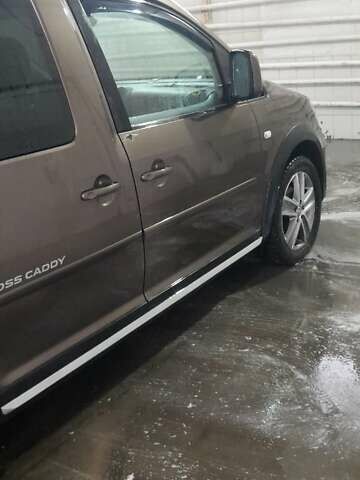 Коричневый Фольксваген Кадди, объемом двигателя 1.6 л и пробегом 269 тыс. км за 12900 $, фото 4 на Automoto.ua