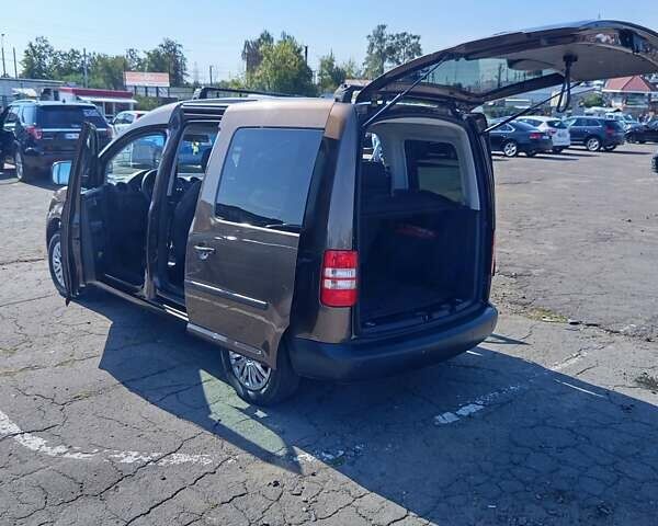 Коричневый Фольксваген Кадди, объемом двигателя 1.6 л и пробегом 287 тыс. км за 11000 $, фото 9 на Automoto.ua