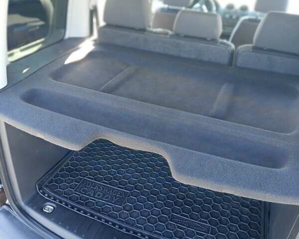 Коричневый Фольксваген Кадди, объемом двигателя 1.6 л и пробегом 287 тыс. км за 11200 $, фото 19 на Automoto.ua